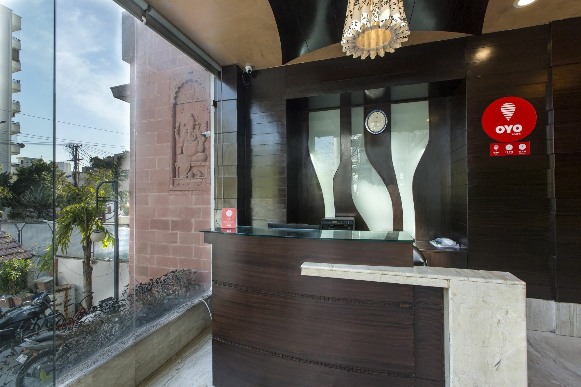Oyo 8307 Garden View Hotel